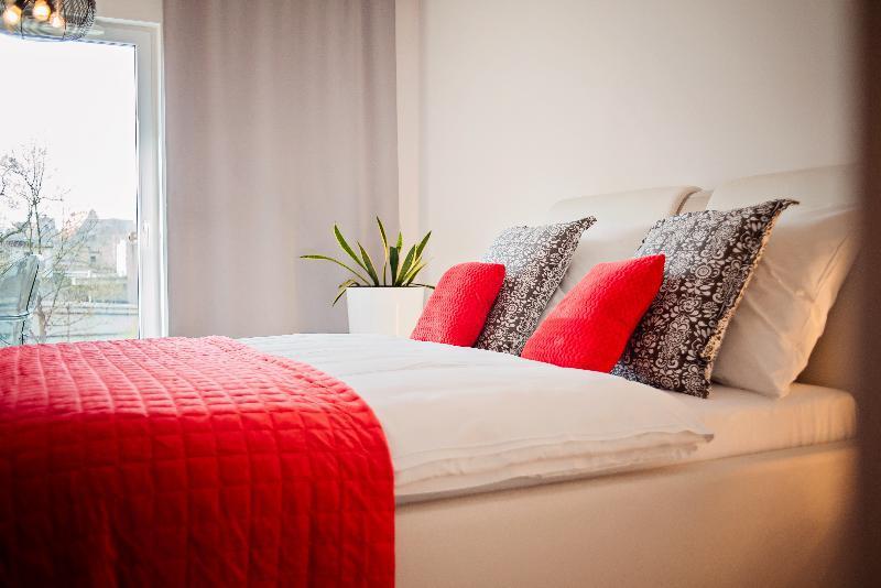 Apartamenty Design Centrum-Garbary Street พอซนาน ภายนอก รูปภาพ