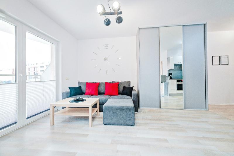 Apartamenty Design Centrum-Garbary Street พอซนาน ภายนอก รูปภาพ