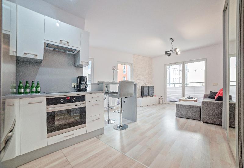Apartamenty Design Centrum-Garbary Street พอซนาน ภายนอก รูปภาพ