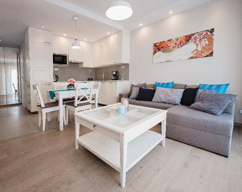 Apartamenty Design Centrum-Garbary Street พอซนาน ภายนอก รูปภาพ