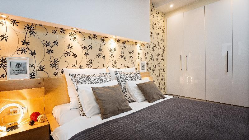 Apartamenty Design Centrum-Garbary Street พอซนาน ภายนอก รูปภาพ